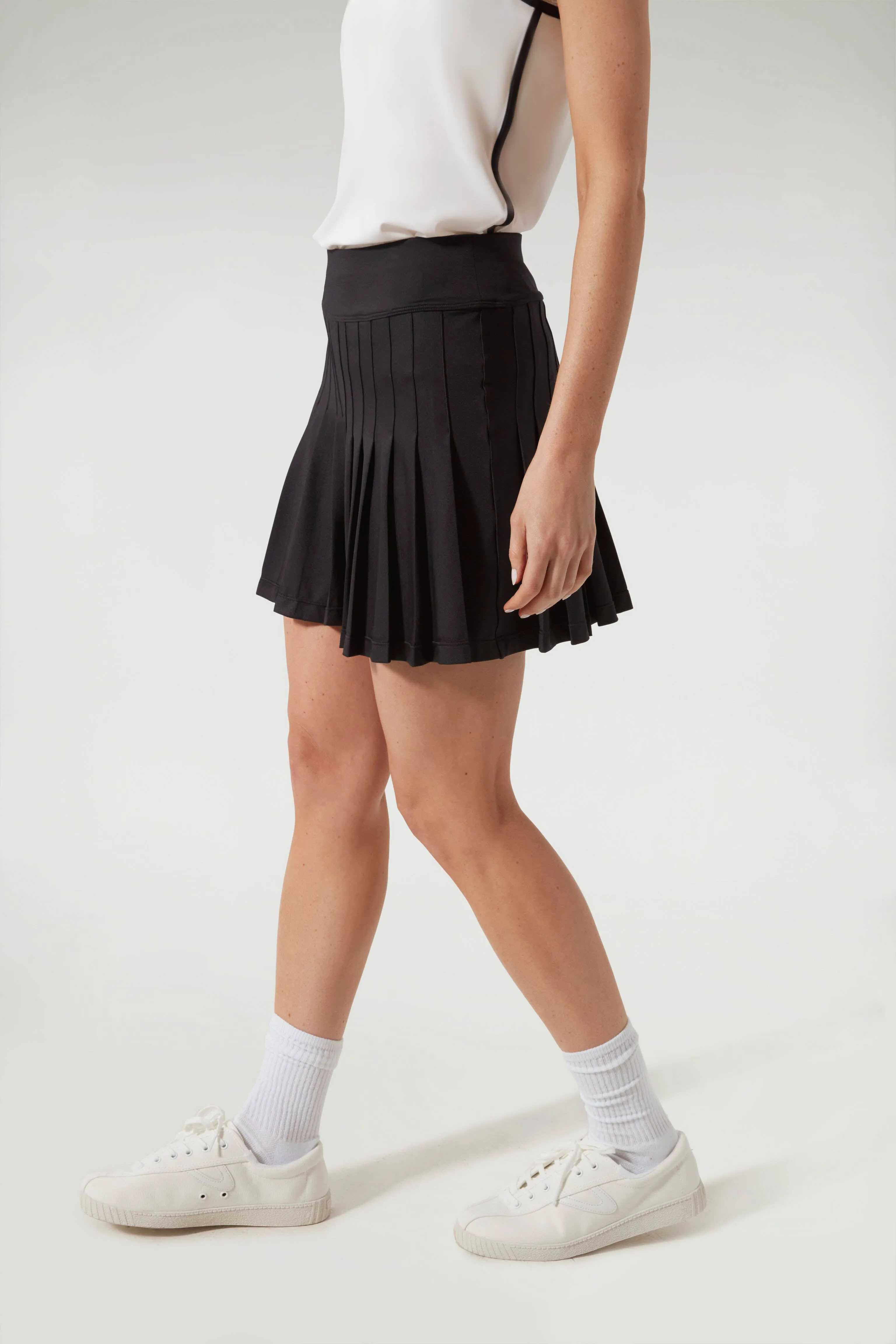 Black and White 15 Inch Williams Tennis Skirt