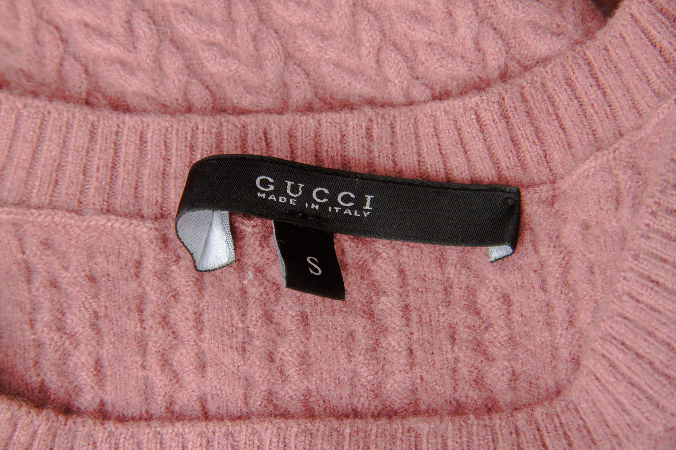 BLUSH CABLEKNIT SWEATER