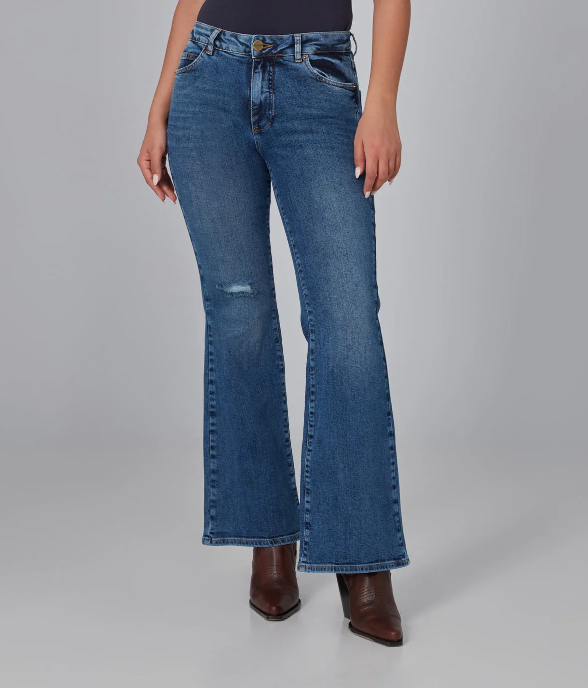 BRADLY-DIS Mid Rise Flare Jeans