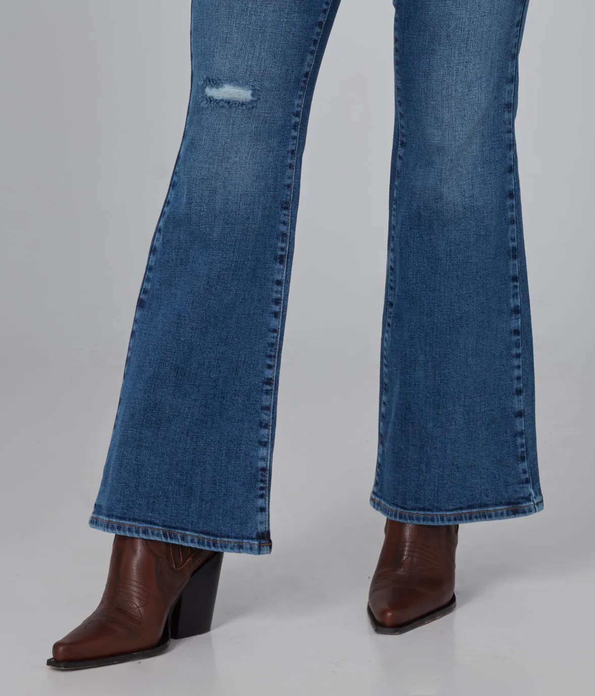 BRADLY-DIS Mid Rise Flare Jeans