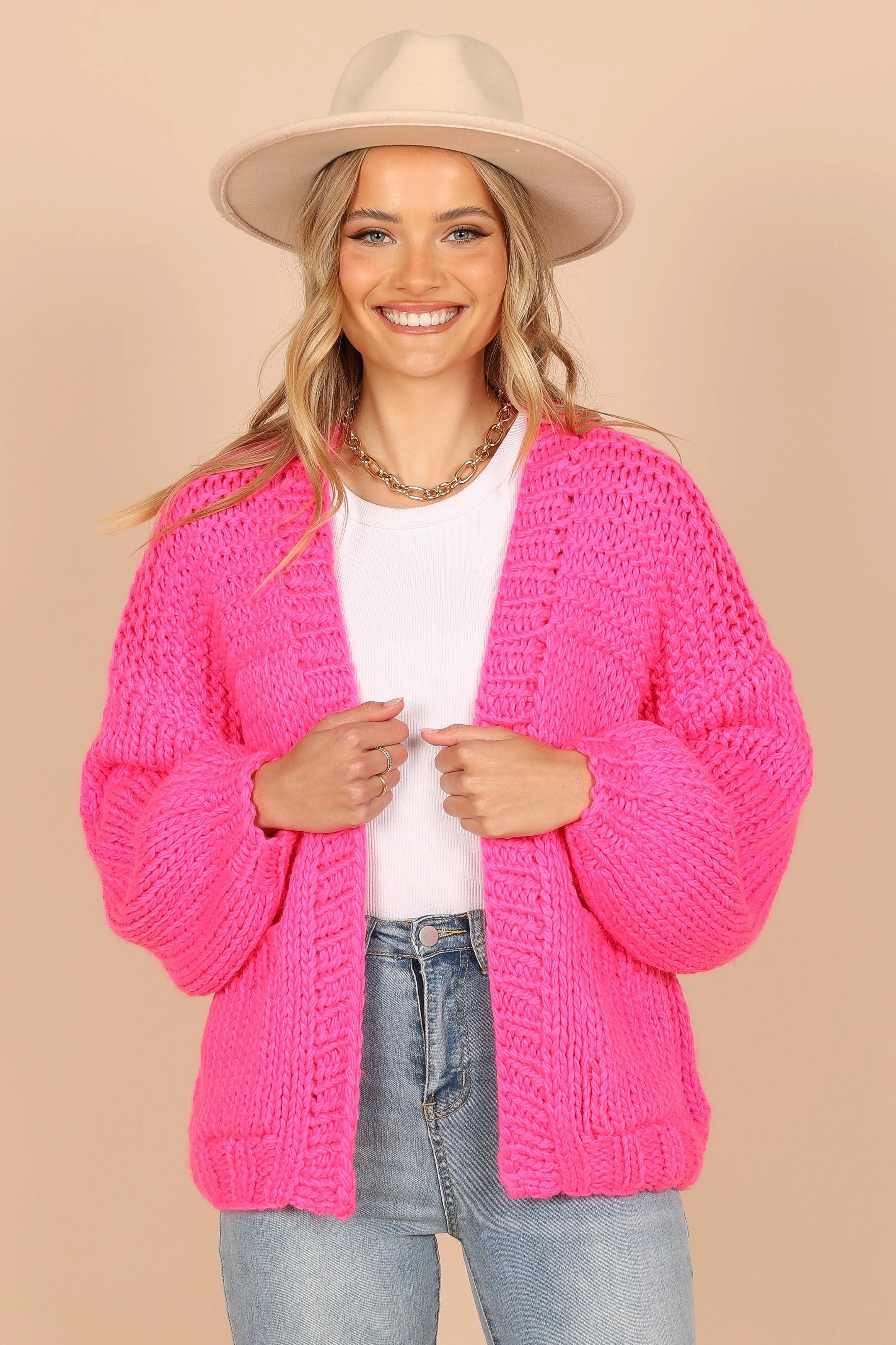 Cara Oversized Handknit Knit Sweater - Hot Pink