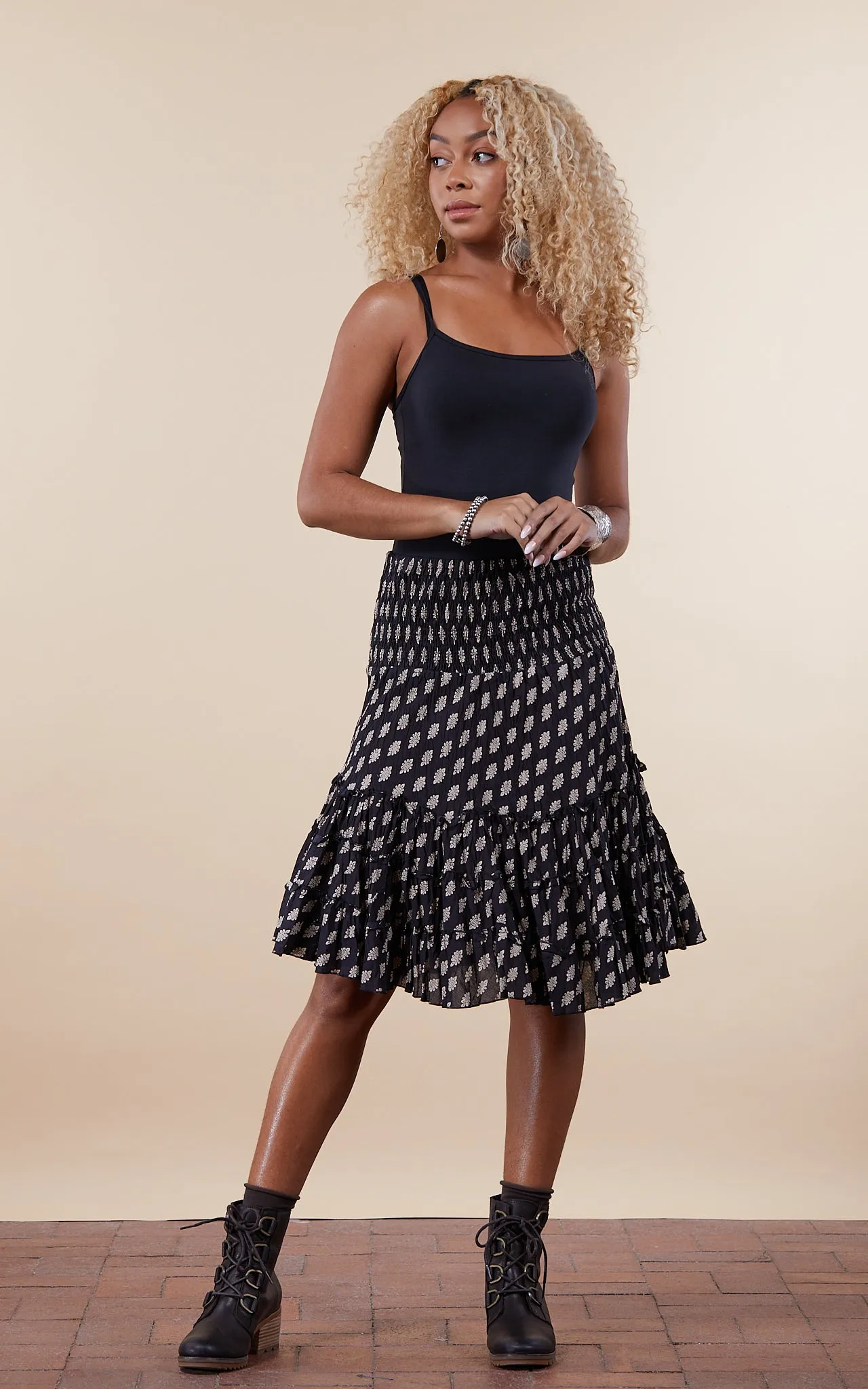 Lola Skirt, Mini, Black Bagru