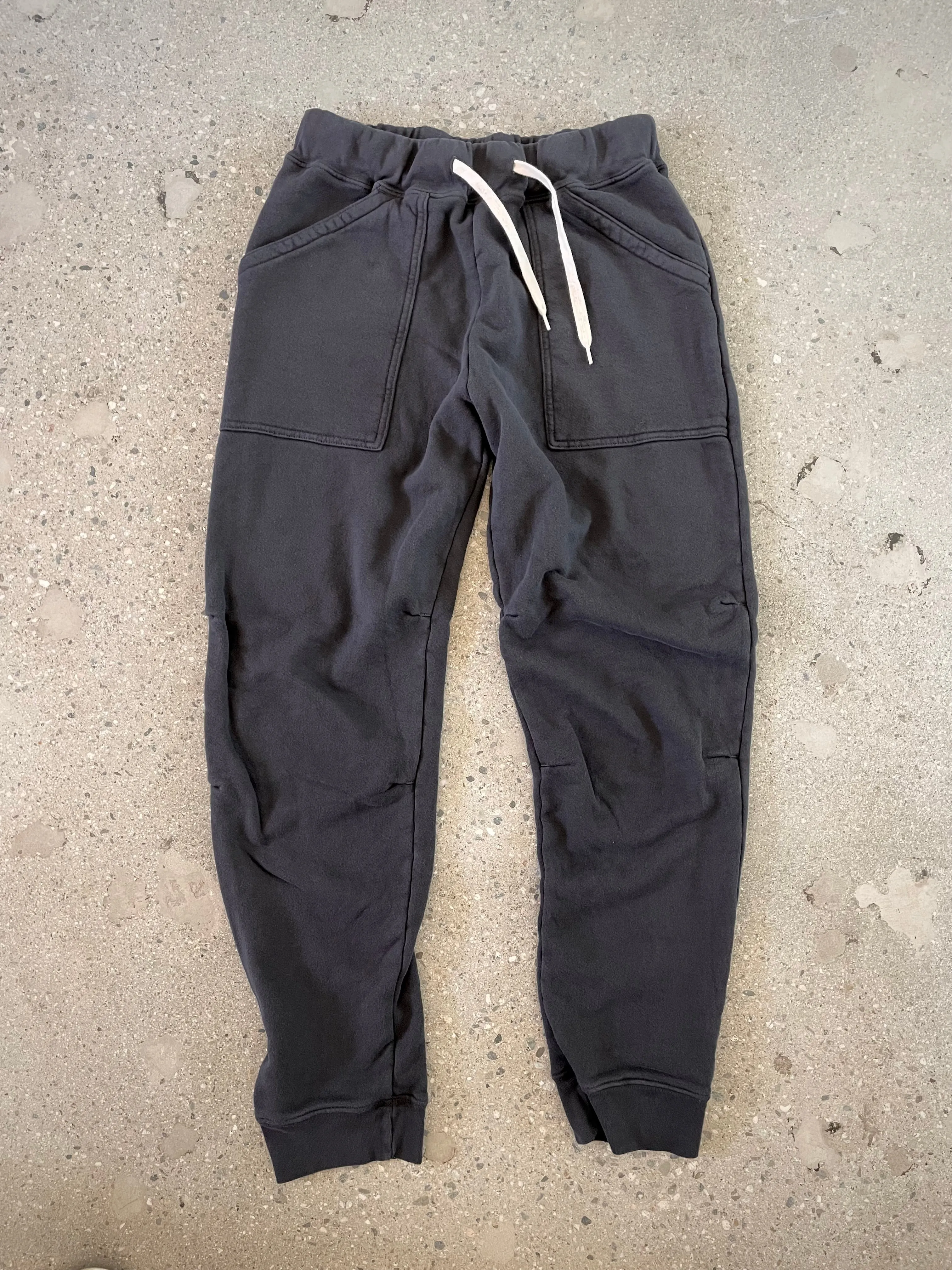 Velva Sheen Black Pigment Dyed 8 oz Midweight Army Gym Jogger Sweatpant